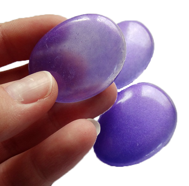 boutique-elaia-galet violet en main